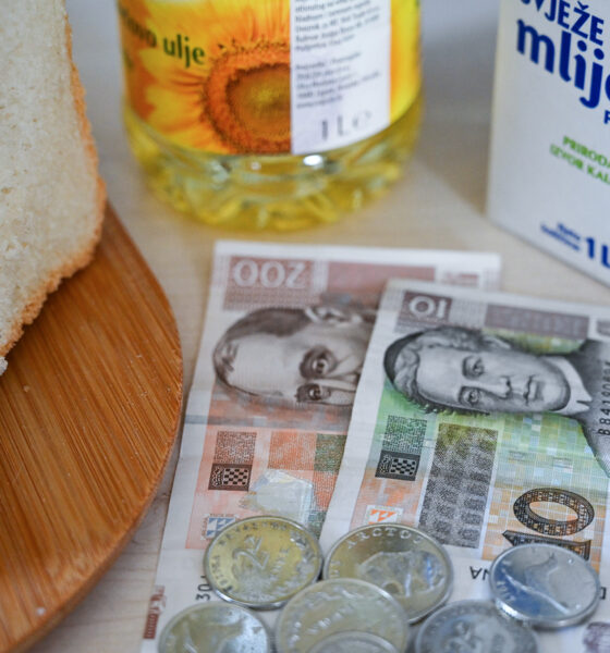 Zašto smo siromašni?