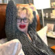 Kako starjeti dostojanstveno? Glumica Sharon Stone odbija estetske tretmane i s ponosom pokazuje sijedu kosu.