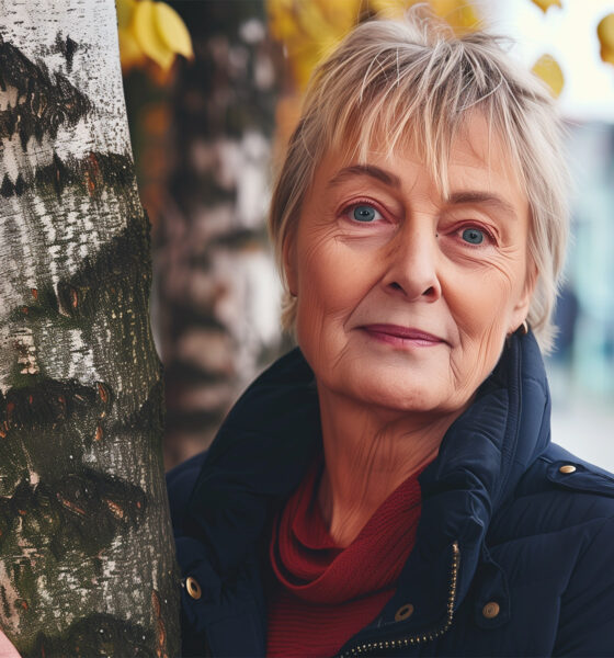 Sretna žena s dobrim organizacijskim vještinama živi s 518 eura mjesečno. Uživa u svakodnevnom voću i ribi, bez potrebe za luksuzom. Dan za kavu s prijateljicom čini je sretnom, dok se zimi posvećuje ručnom radu. Ušteđevina je rezervirana za zdravstvene izdatke.