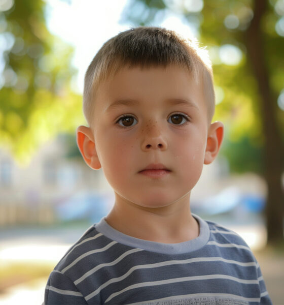 Kako pomoći baki koja osjeća distancu između sebe i unuka, posebno u pogledu fizičke bliskosti? Kako izgraditi kvalitetan odnos s unukom koji nije sklon fizičkoj bliskosti? Kako pristupiti temi tjelesne autonomije djeteta u obiteljskim odnosima, a da se ne naruši obiteljski sklad?