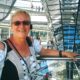 Turistička vodičkinja Dara Mayer radi da bi pokrila visoke zdravstvene troškove.