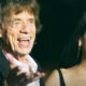 Mick Jagger, legendarni frontmen grupe The Rolling Stones, i njegova zaručnica Melanie Hamrick. Melanie Hamrick je bivša balerina i koreografkinja, 44 godine mlađa od Jaggera. Par je zajedno od 2014. godine, a zaručili su se prije dvije do tri godine. Imaju sina Deverauxa, rođenog 2016. godine.