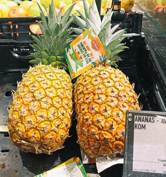 Avionski ananas u trgovini Interspar u Zagrebu.