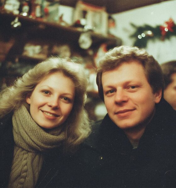 Mladi par na dočeku Nove godine 1982. godine.