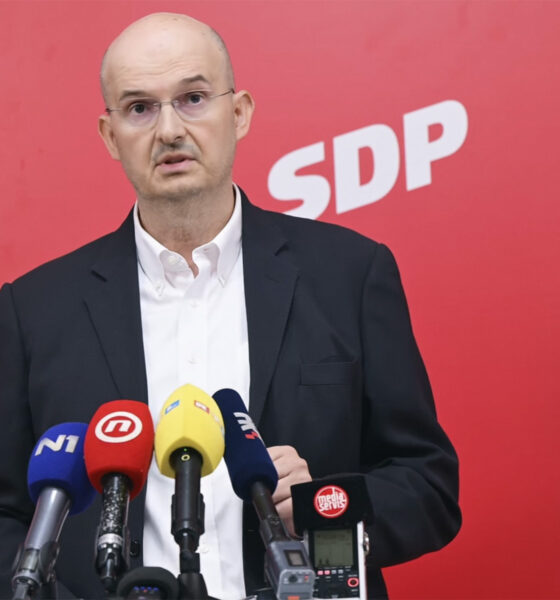 Josip Tica, član Gospodarskog savjeta SDP-a, na tiskovnoj konferenciji.