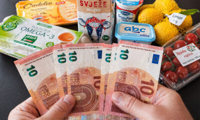 Novac i hrana.