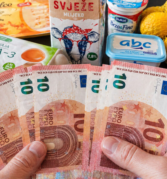 Novac i hrana.