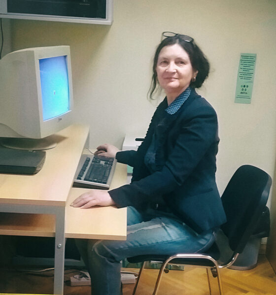 Profesorica Zvjezdana Tešić u zbornici ogulinske srednje škole.