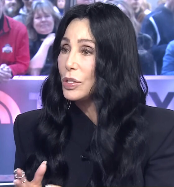 Američka pjevačica Cher u studiju.