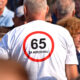 Muškarac na prosvjedu - 67 je previše.