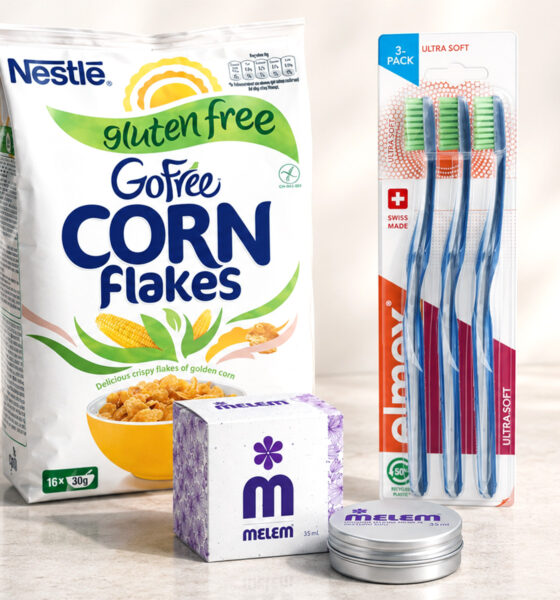 Tri popularna proizvoda na svijetloj podlozi: Nestlé GoFree Corn Flakes, Melem i četkice za zube Elmex Ultra Soft.